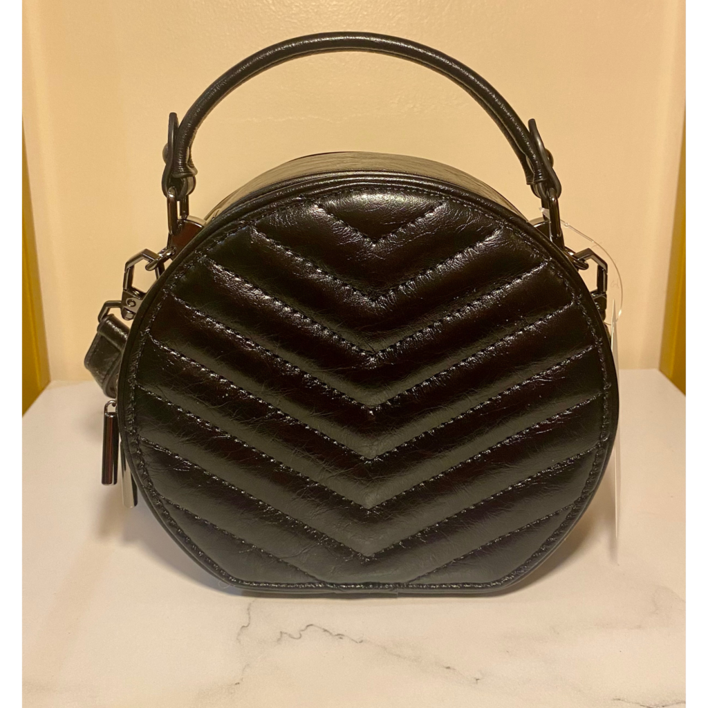 Chic Round Black Purse
